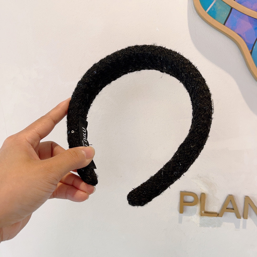 THICK HEADBAND IN BLACK TWEED EMBELLISHED SEQUINS 406047