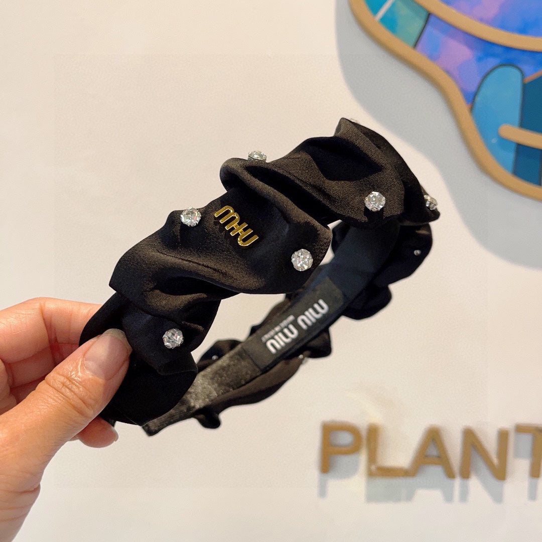 HEADBAND ATTACHED DIAMONDS IN BLACK SILK 412434