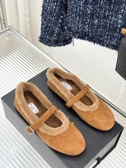 SHEARLING BALLET FLATS IN TAN BROWN SUEDE