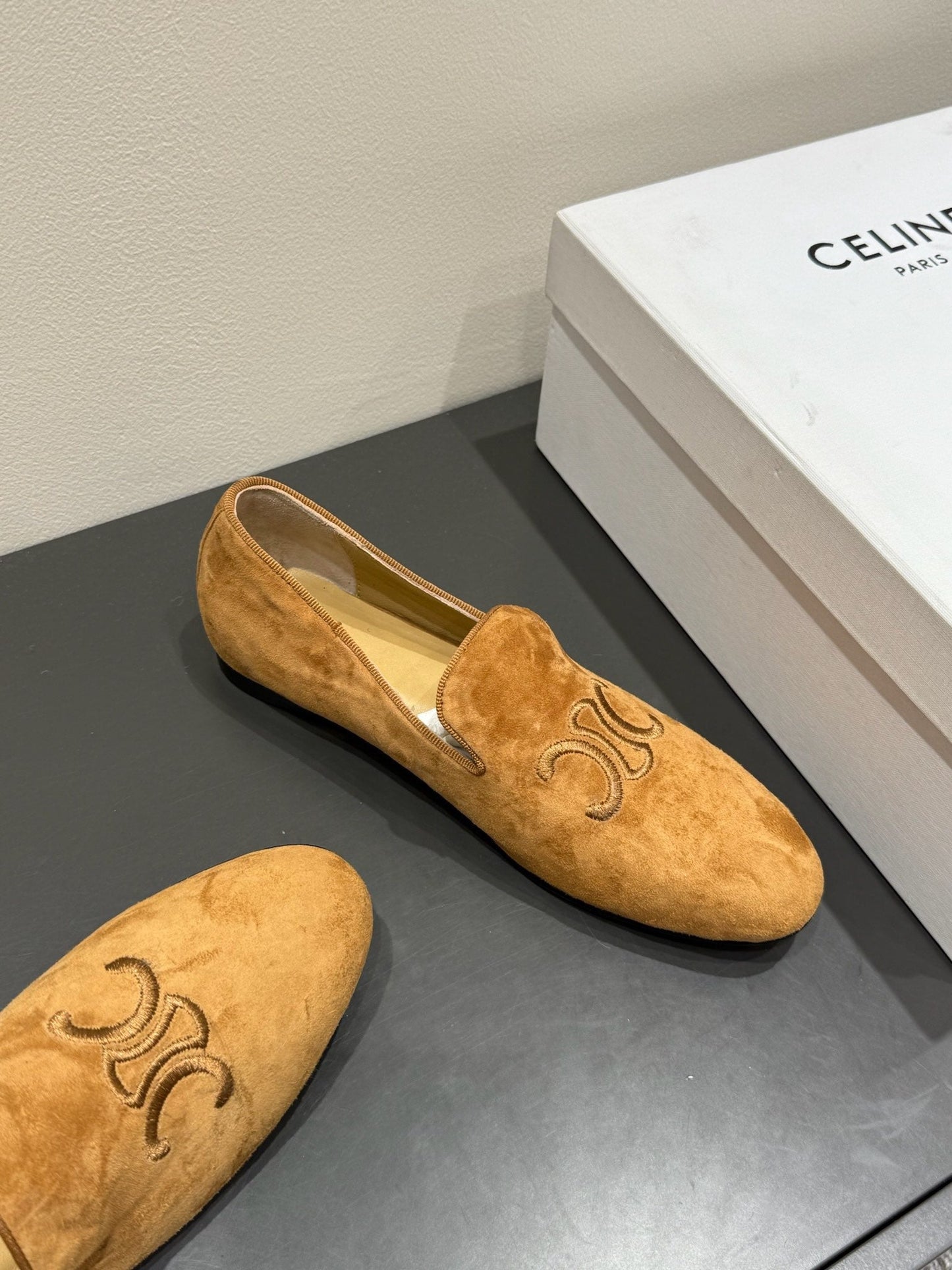 LOAFERS IN PEANUT BROWN SUEDE EMBROIDERED LOGO