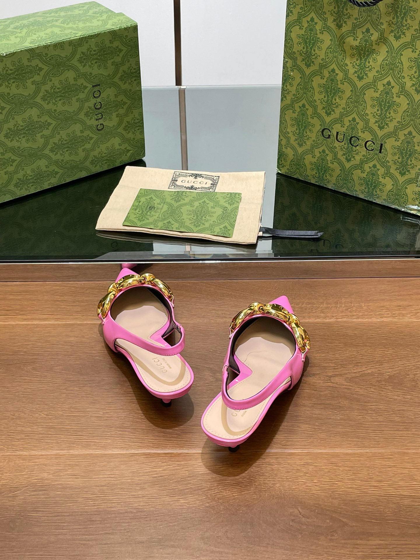 GG MID-HEELED SLINGBACK 4.5 CM IN FUSICA PINK GLOSSY CALFSKIN WITH GOLD HARDWARE