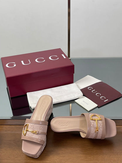 HIGH 6.3 CM WEDGE SANDALS IN DUSTY PINK CALFSKIN AND FABRIC