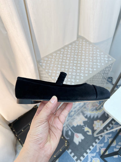 CC MARY JANE FLAT IN BLACK VELVET