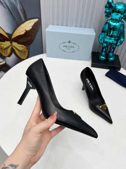 HIGH-HEEL PUMPS IN BLACK SHEEPSKIN