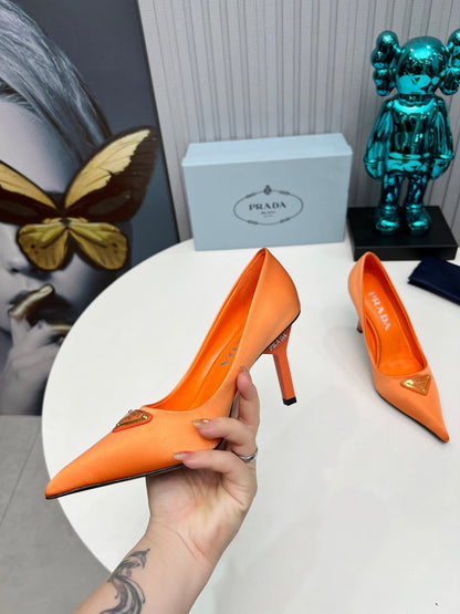 HIGH-HEEL PUMPS IN PUMPSKIN ORANGE SATIN
