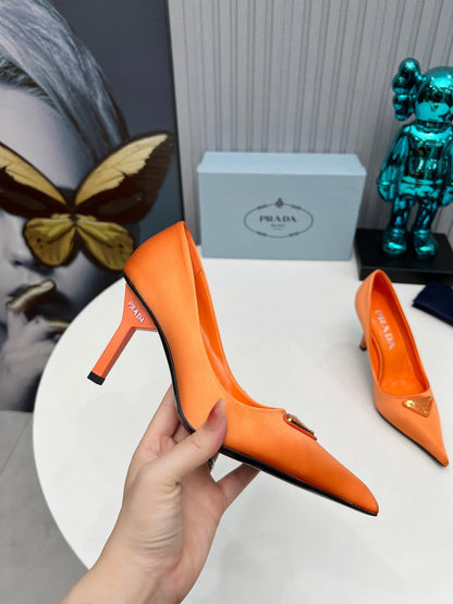 HIGH-HEEL PUMPS IN PUMPSKIN ORANGE SATIN