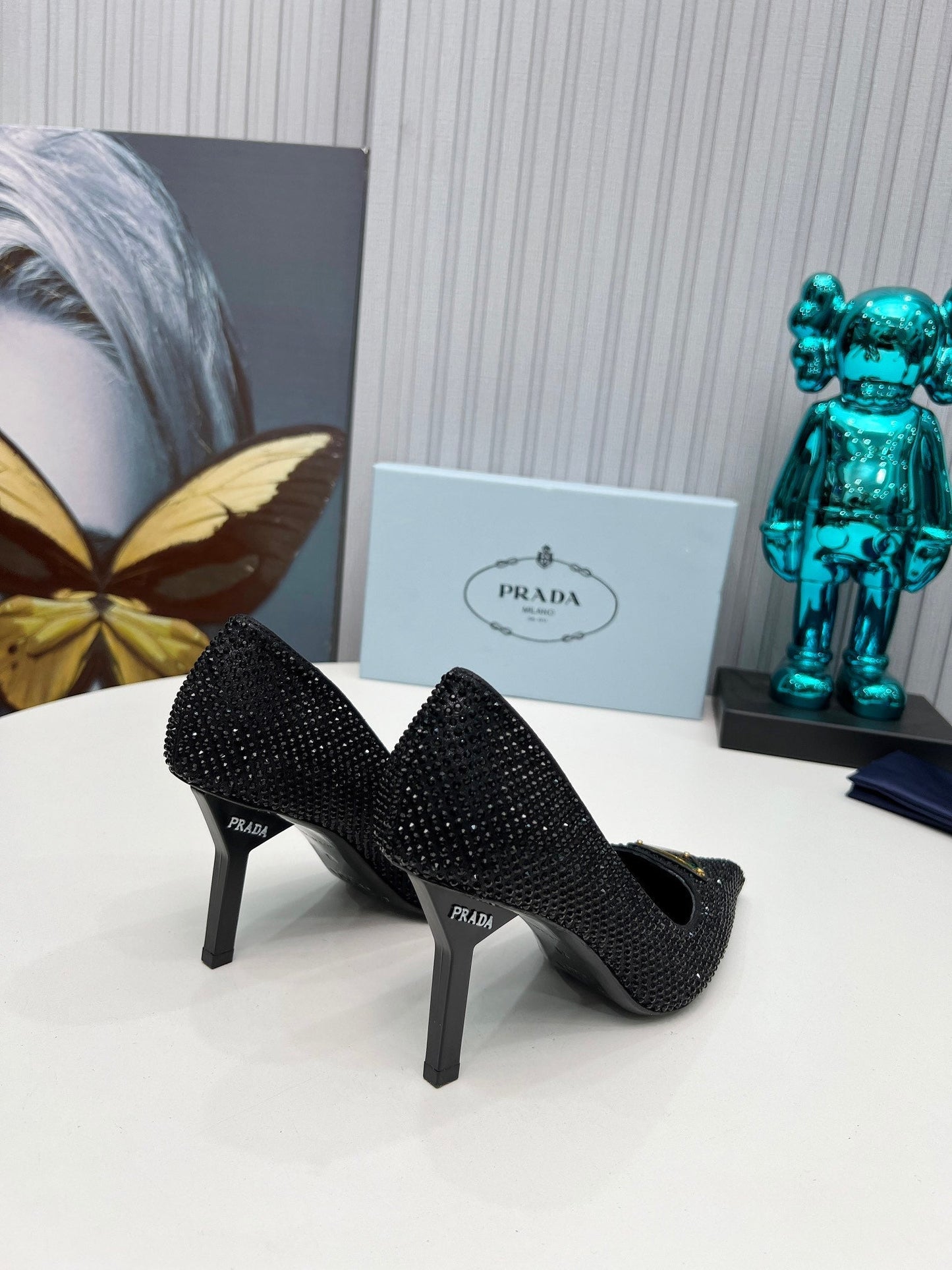 CRYSTAL HIGH-HEEL PUMPS IN BLACK SATIN WITH TRIANGLE LOGO