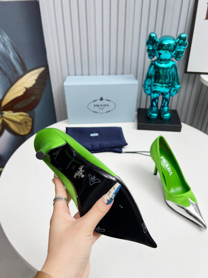 HIGH POINTED-TOE PUMPS IN LIME GREEN MIX SILVER SATIN