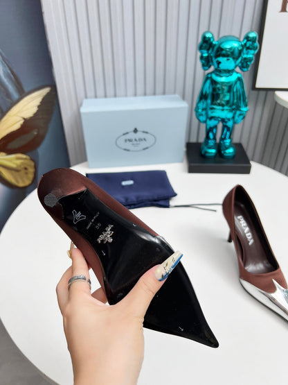 HIGH POINTED-TOE PUMPS IN CHOCOLATE MIX SILVER SATIN