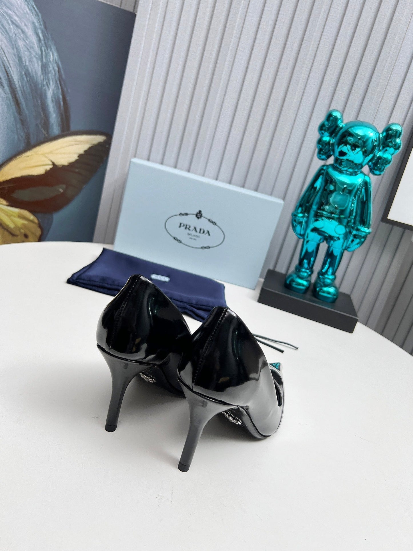 HIGH POINTED-TOE PUMPS IN SILVER MIX BLACK GLOSSY CALFSKIN