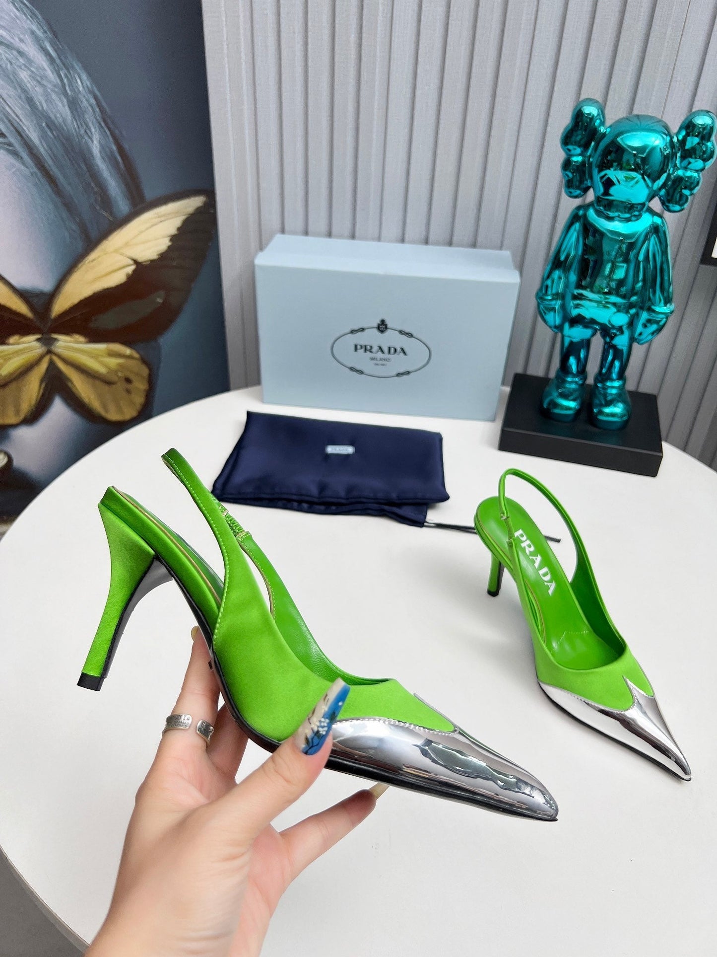 HIGH SLING BACK PUMPS IN SILVER MIX LIME GREEN SATIN