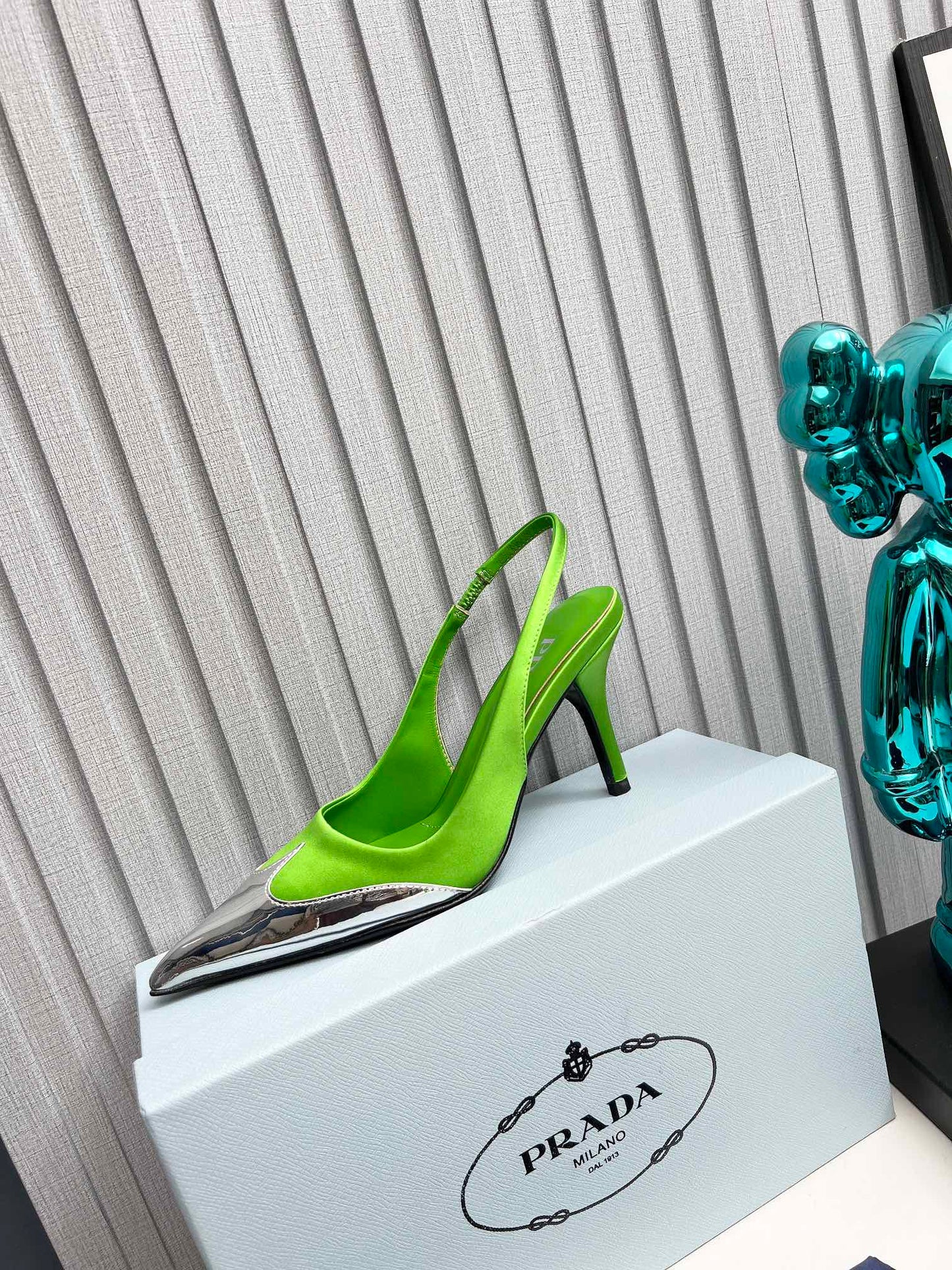 HIGH SLING BACK PUMPS IN SILVER MIX LIME GREEN SATIN