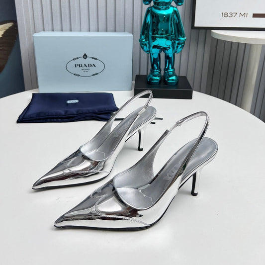 HIGH SLING BACK PUMPS IN SILVER GLOSSY CALFSKIN