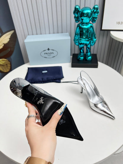 HIGH SLING BACK PUMPS IN SILVER GLOSSY CALFSKIN