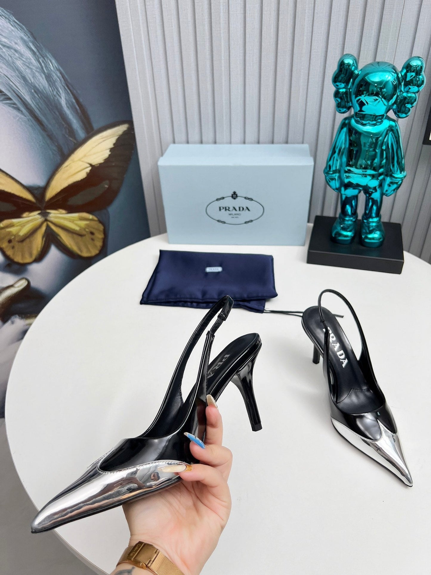 HIGH SLING BACK PUMPS IN SILVER MIX BLACK GLOSSY CALFSKIN