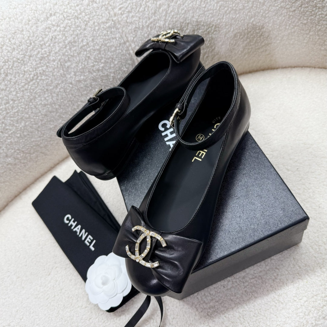 MARY JANE BOW SHOES IN BLACK LAMBSKIN