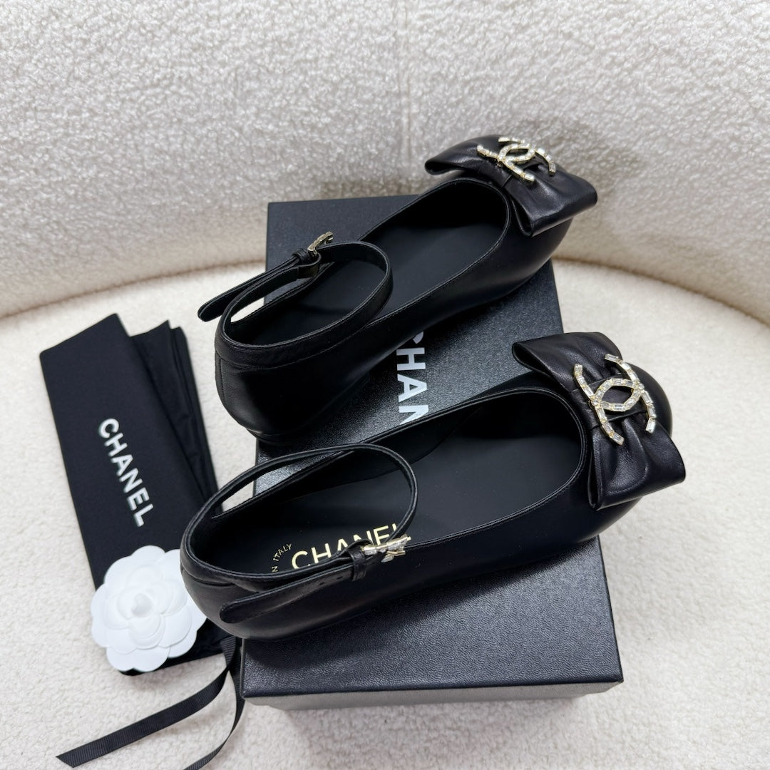 MARY JANE BOW SHOES IN BLACK LAMBSKIN