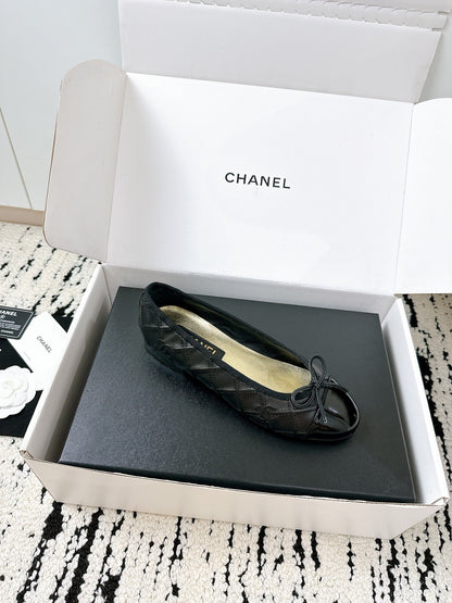BALLET FLATS BOW IN BLACK CALFSKIN QUILTED