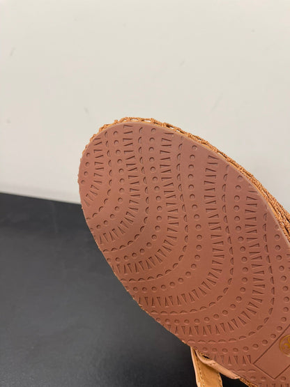 ALAIA BALLET FLATS IN COPPER BROWN MESH FISHNET