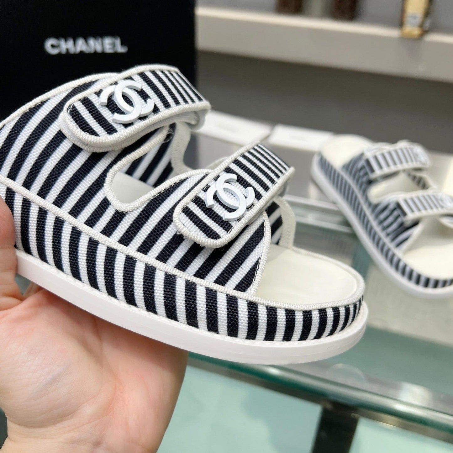 Women's Stripes Casual  Flat Sandals Black White