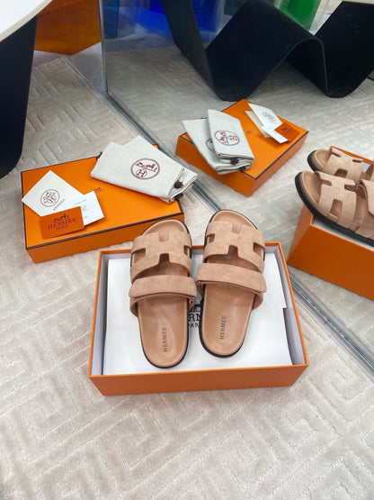 HM CHYPRE SANDALS IN DARK BEIGE SUEDE