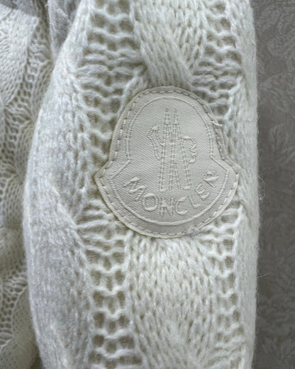 Women's Moncler Lightweight Puffer Jacket White Color-Style235