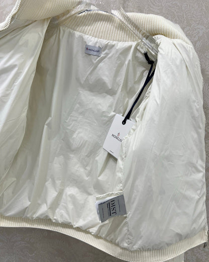 Women's Moncler Lightweight Puffer Jacket White Color-Style235