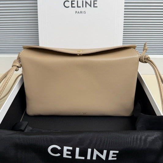 CELINE 25S TRIO FLAP 22MM IN DARK BEIGE SMOOTH LAMBSKIN GOLD HARDWARE