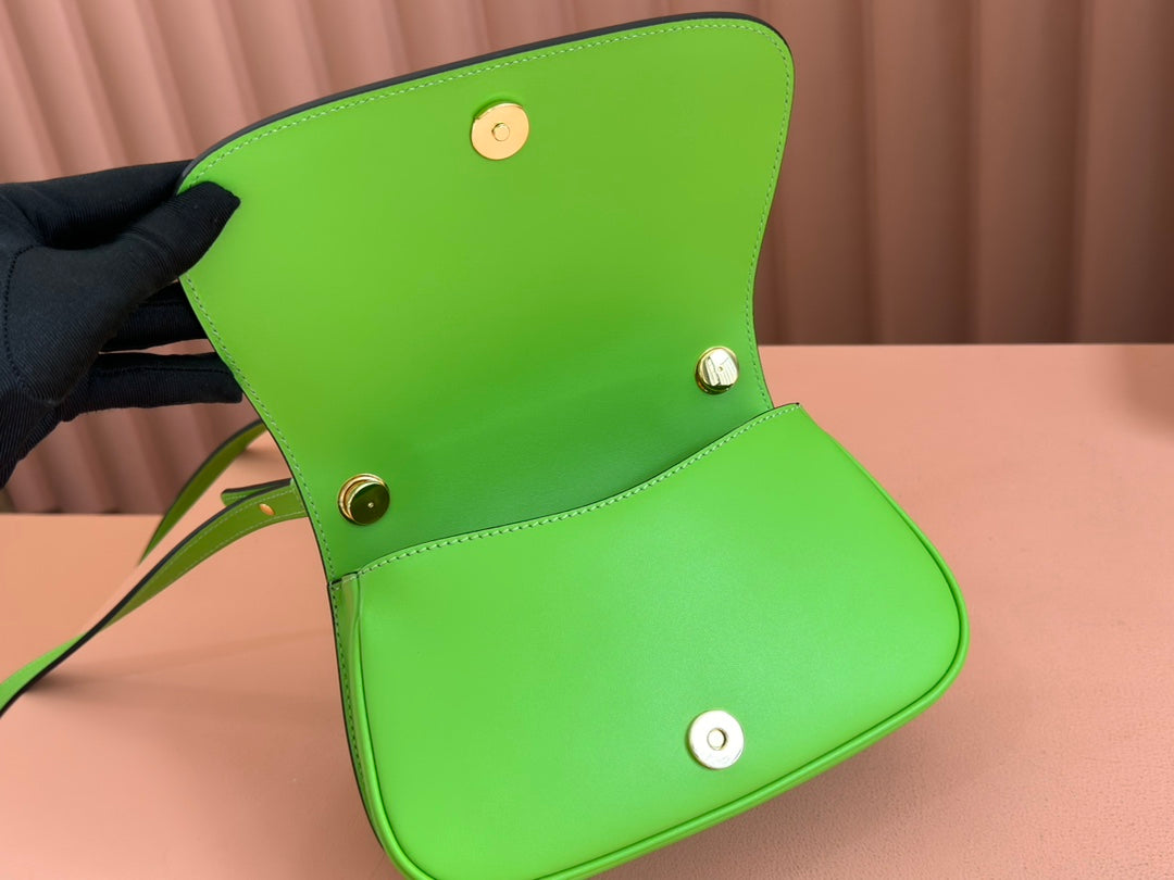 GUCCI 26S BLONDIE BAG 21 IN GREEN CALFSKIN