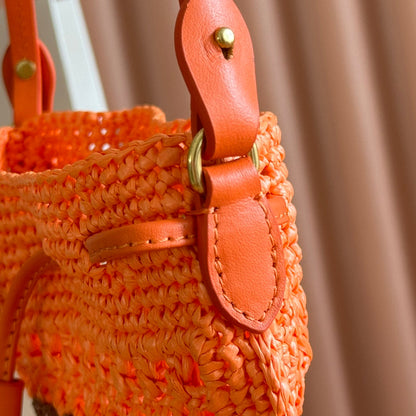 MIUMIU 26S WANDER BUCKET BAG 23 IN ORANGE RAFFIA WITH LEATHER TRIM