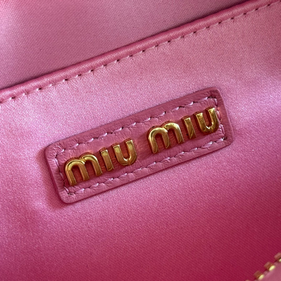 MIUMIU 26S ARCADIE MATELASSE BAG 19 IN DUSTY ROSE PINK CALFSKIN GOLD HARDWARE