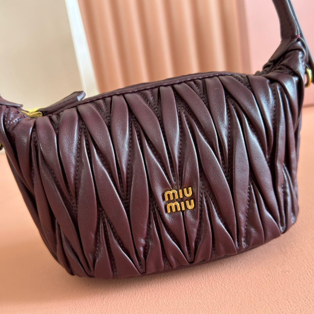 MIUMIU 26S POUCH BAG 15 IN COFFEE BROWN CALFSKIN GOLD HARDWARE