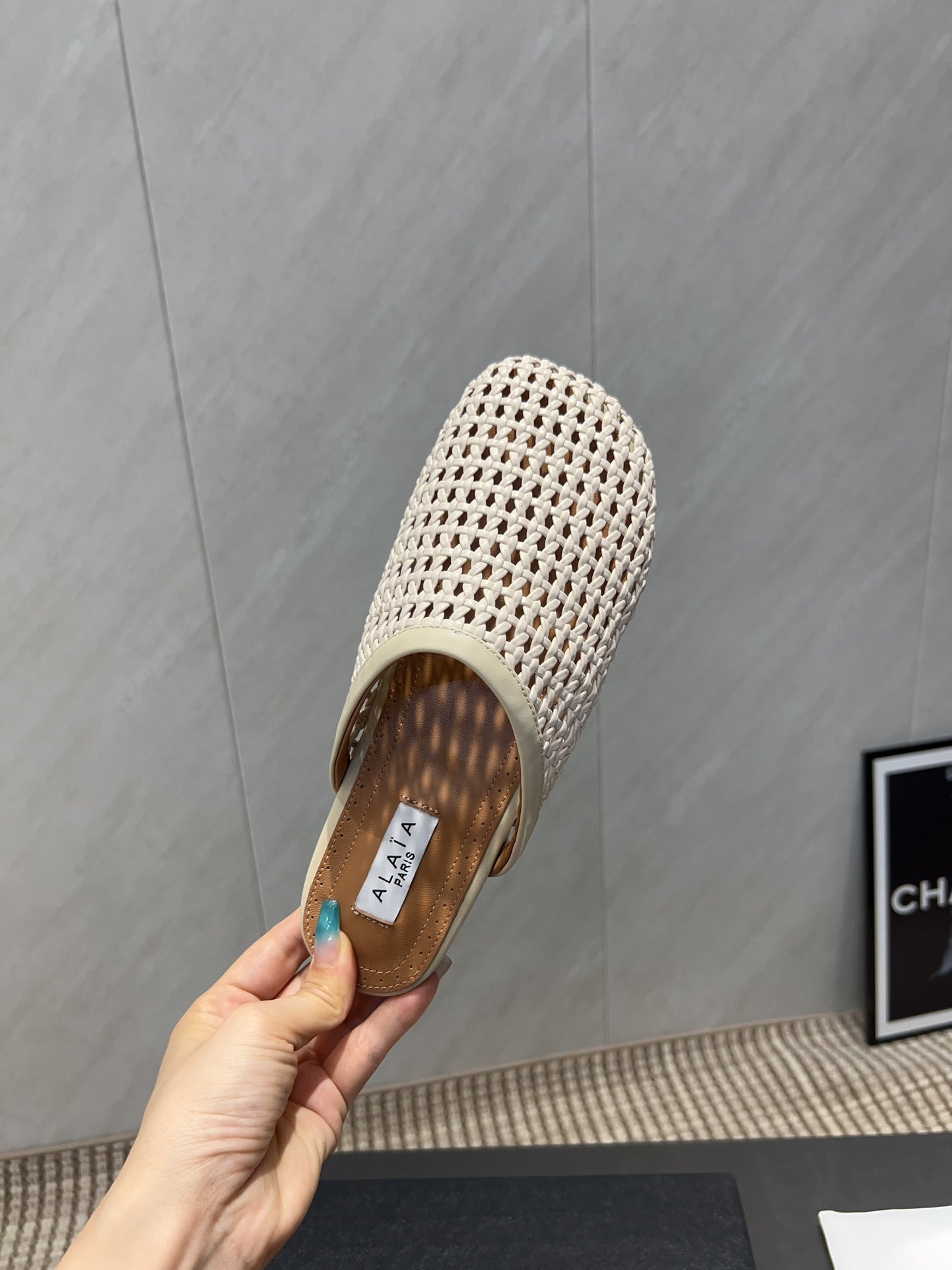 ALAIA WOVEN FLAT SHOES IN CREAM WHITE CALFSKIN STYLE 3