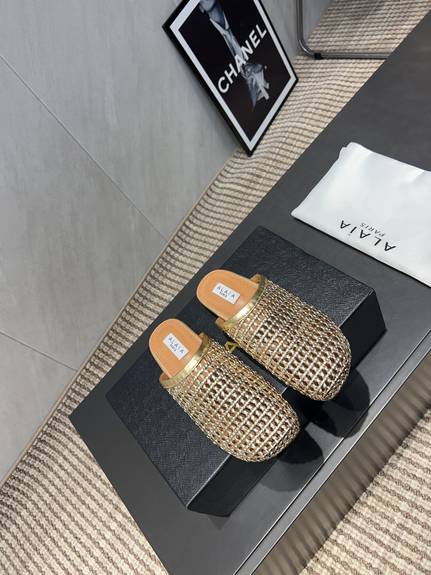 ALAIA WOVEN FLAT SHOES IN GOLD CALFSKIN STYLE 2