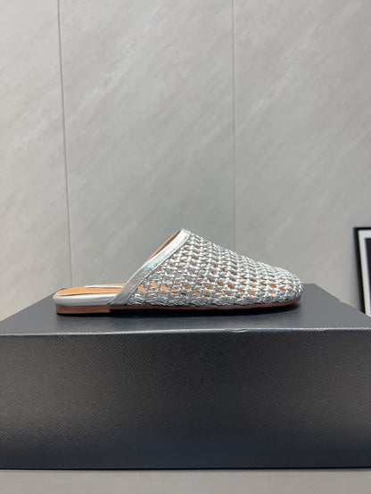 ALAIA WOVEN FLAT SHOES IN SILVER CALFSKIN STYLE 1