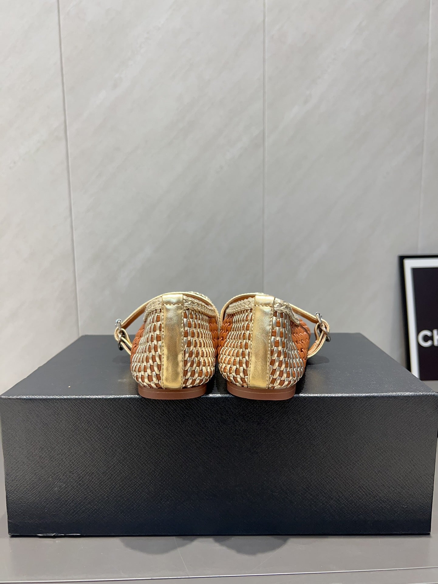 ALAIA MARY JANE FLATS WOVEN PATTERN 25S IN BROWN CALFSKIN