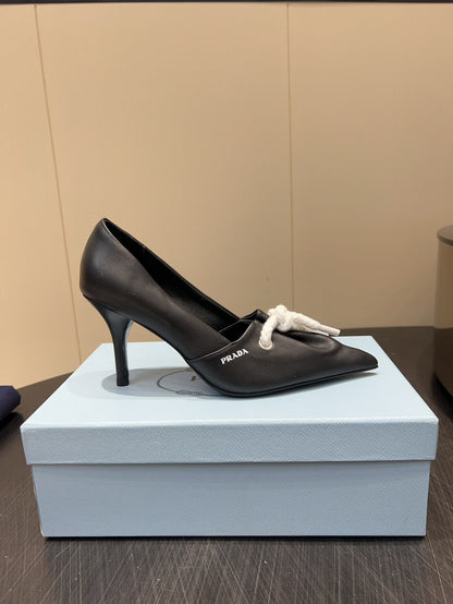 PRADA 25S POINTED TOE HIGH HEELS 85MM IN BLACK LAMBSKIN WITH TIE UP DESIGN