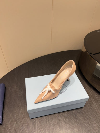 PRADA 25S POINTED TOE HIGH HEELS 85MM IN BEIGE LAMBSKIN WITH TIE UP DESIGN