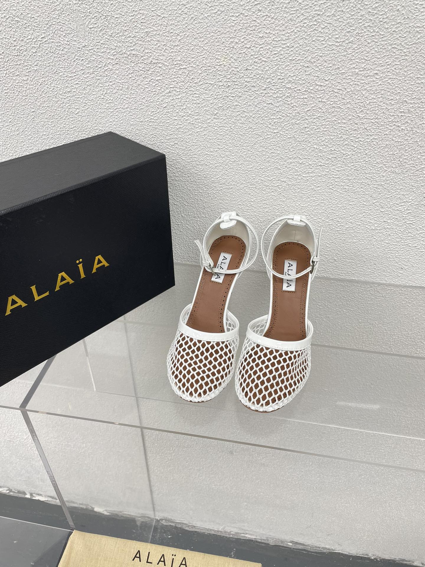 ALAIA HIGH FISHNET 9 CM PUMPS IN WHITE MESH