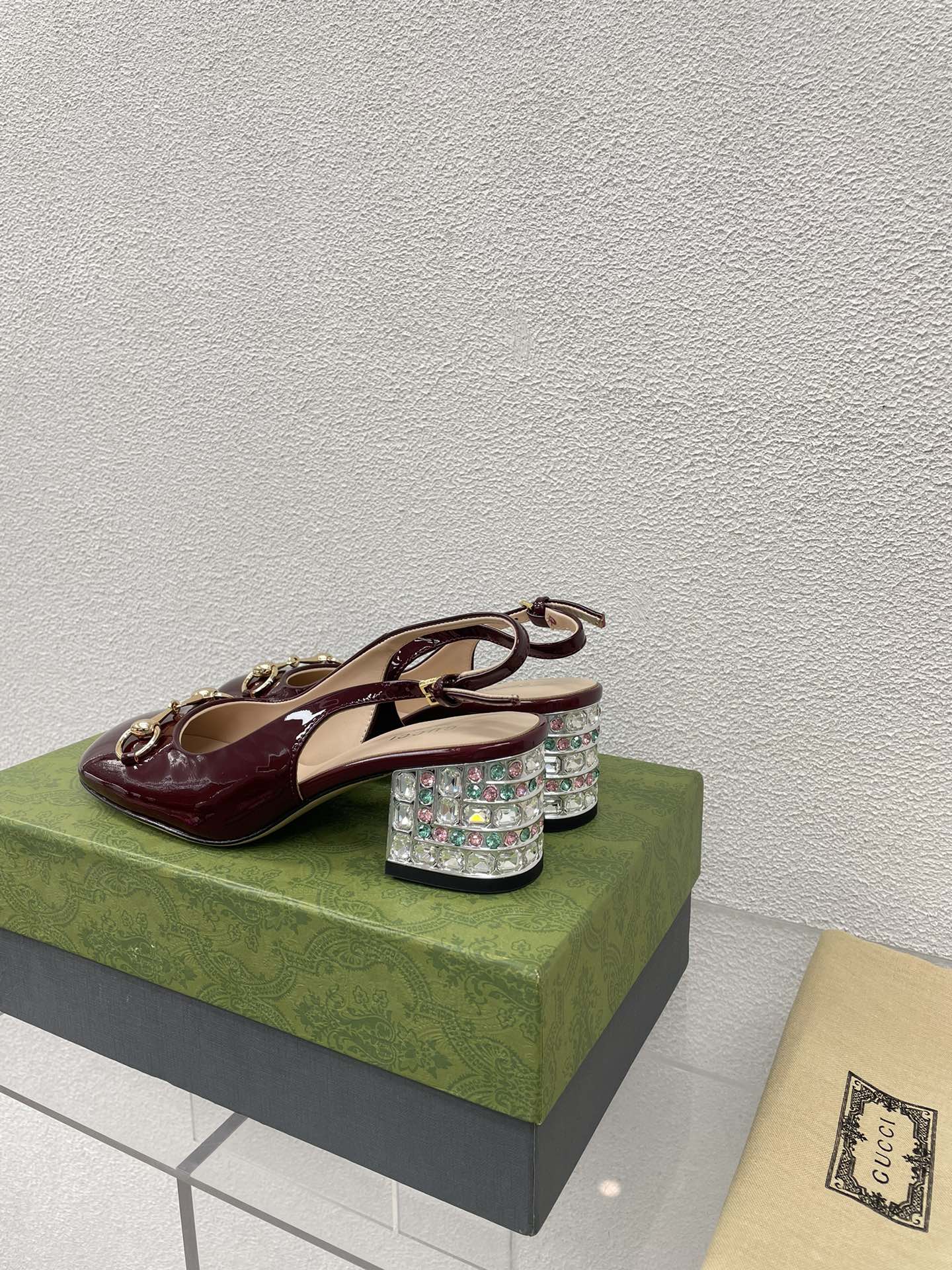 GG WOMEN'S HORSEBIT SLINGBACK IN WINE RED CALFSKIN WITH RHINSTONES