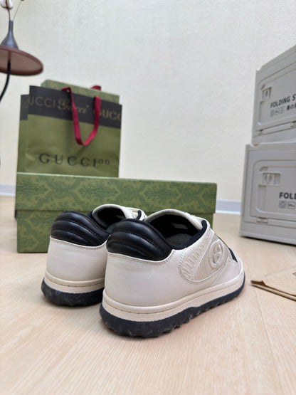 GG INTERLOCKING G SNEAKER BLACK WHITE CALFSKIN AND FABRIC