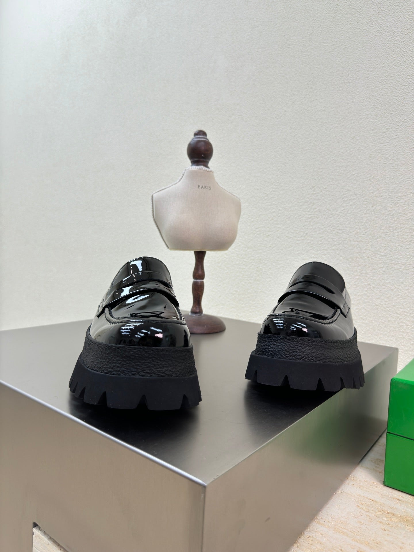 HADDOCK MOCCASIN IN BLACK PATENT CALFSKIN