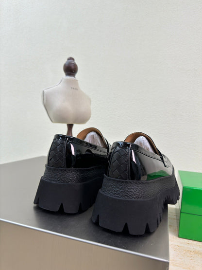 HADDOCK MOCCASIN IN BLACK PATENT CALFSKIN