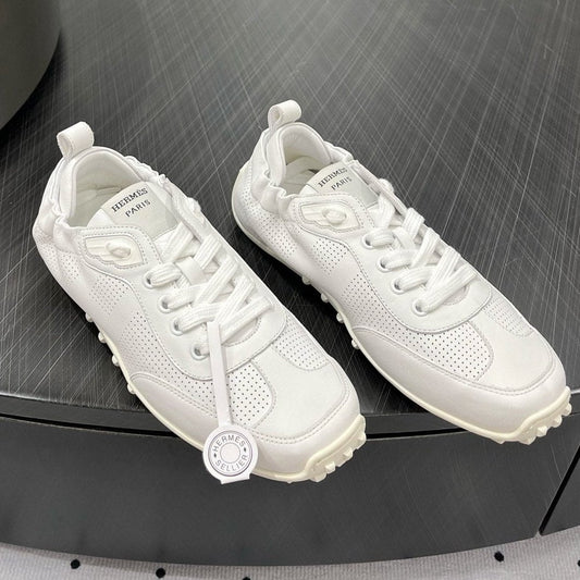 TRAIL SNEAKER IN WHITE CALFSKIN