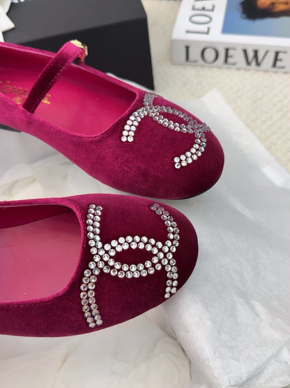 MARY JANE SHOES IN JAM PURPLE VELVET WITH CRYSTALS LOGO