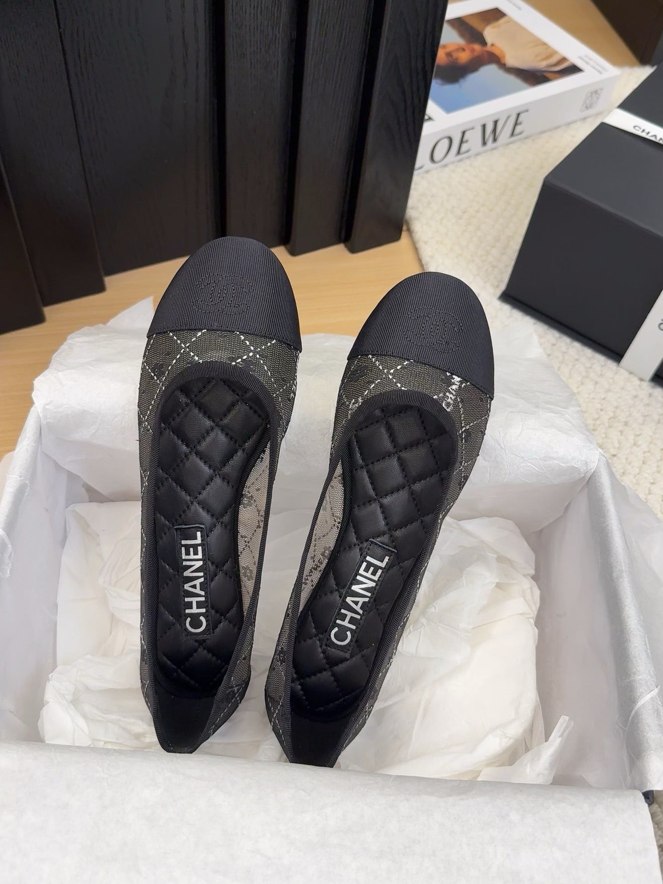 BALLET FLAT IN BLACK FABRIC AND MESH