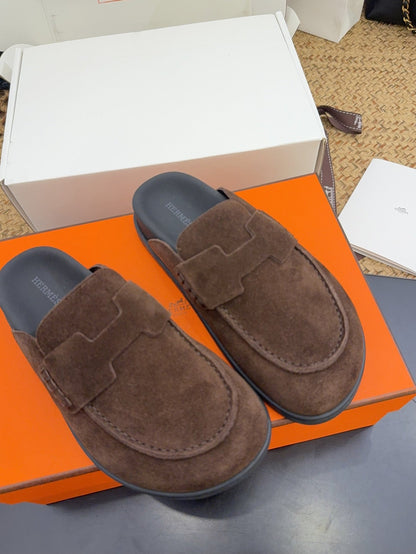 HM 25S MULE IN DARK BROWN SUEDE