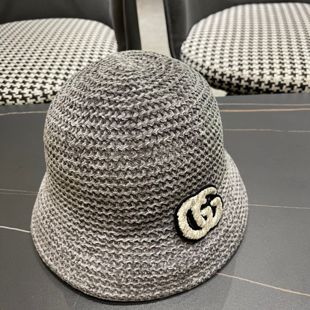BUCKET HAT IN STEEL GRAY WOOL 389116