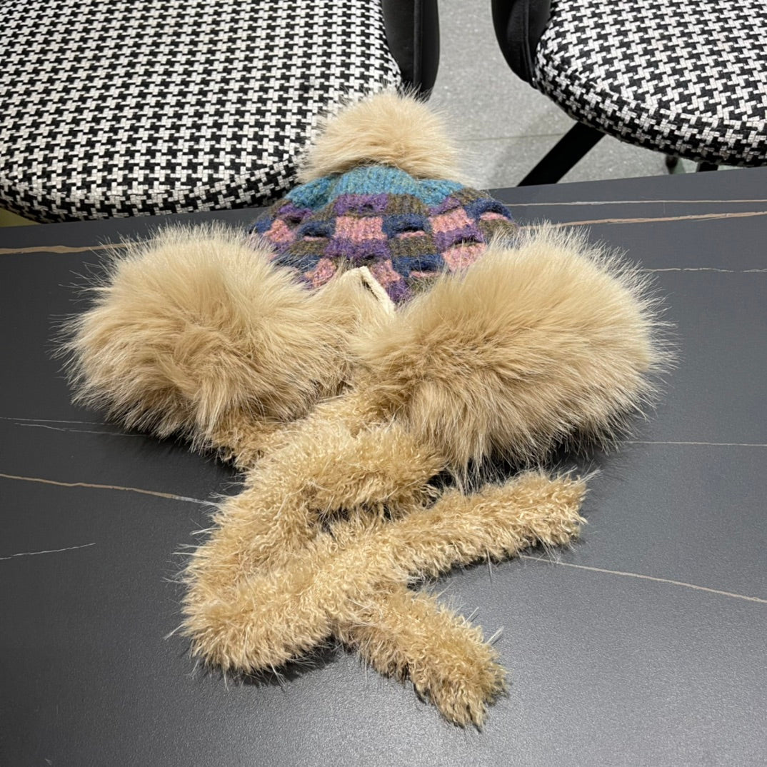 BEANIE HAT IN COLORFUL WOOL AND RABBIT FUR 392115