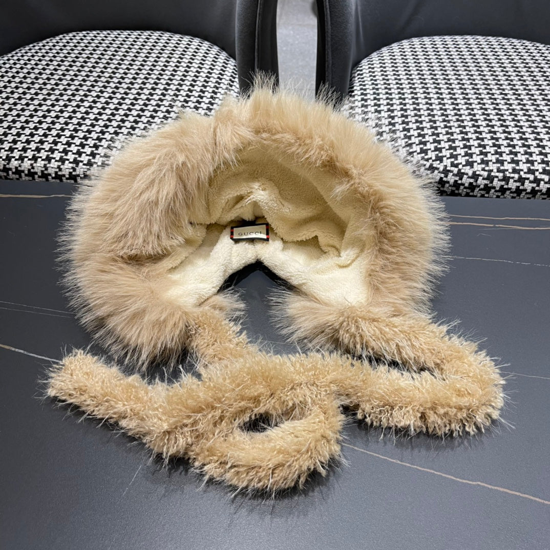 BEANIE HAT IN COLORFUL WOOL AND RABBIT FUR 392115